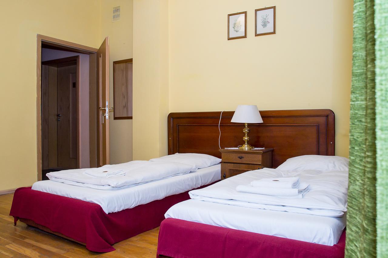 Hotel Karkonosze Kamienna Gora Exterior foto